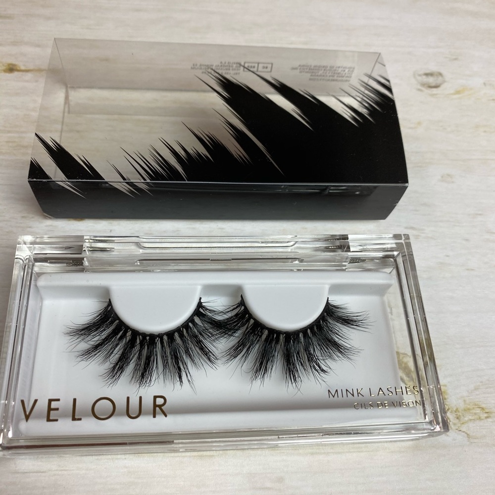🍓🍓VELOUR MINK LASHES/ SHE-E-O🍓🍓